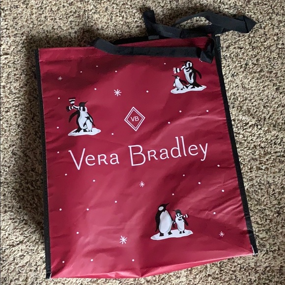 Vera Bradley Bloom Berry Fleece Throw Blanket - Picture 4 of 4